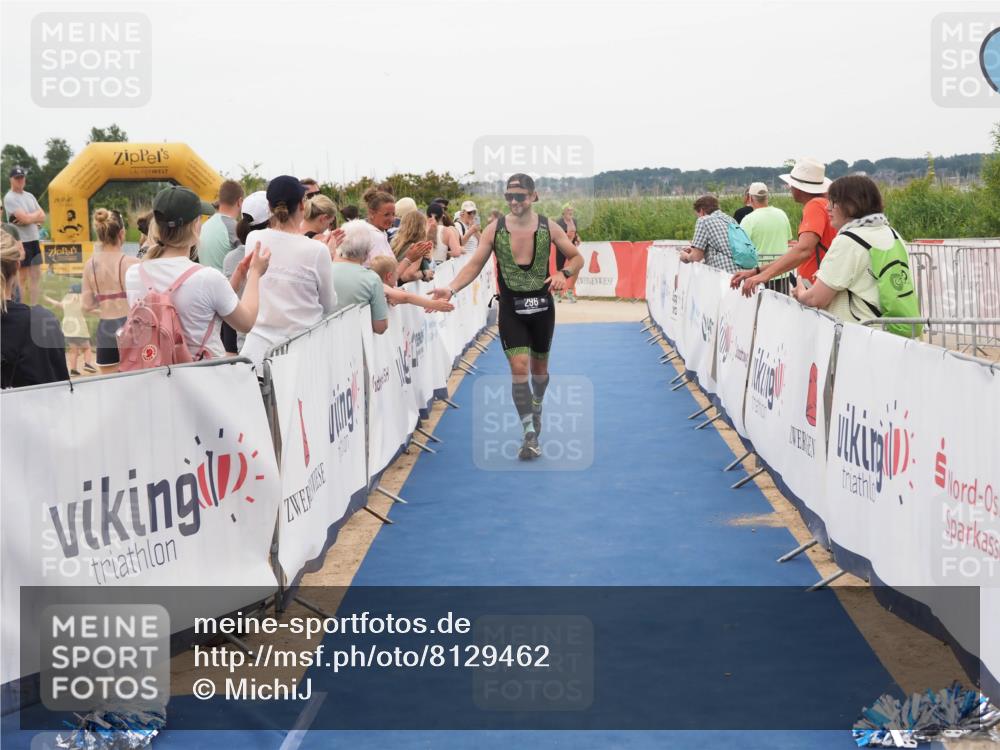 22.06.2025 - Viking Triathlon MichiJ http://msf.ph/oto/8129462 22.06.2025 15:28:47 Ziel 296 meine-sportfotos.de