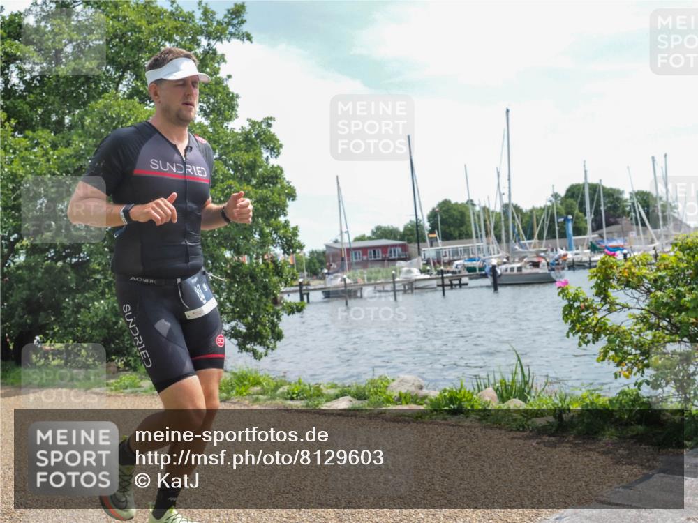 22.06.2025 - Viking Triathlon KatJ http://msf.ph/oto/8129603 22.06.2025 13:16:23 Laufen 80, 177 meine-sportfotos.de