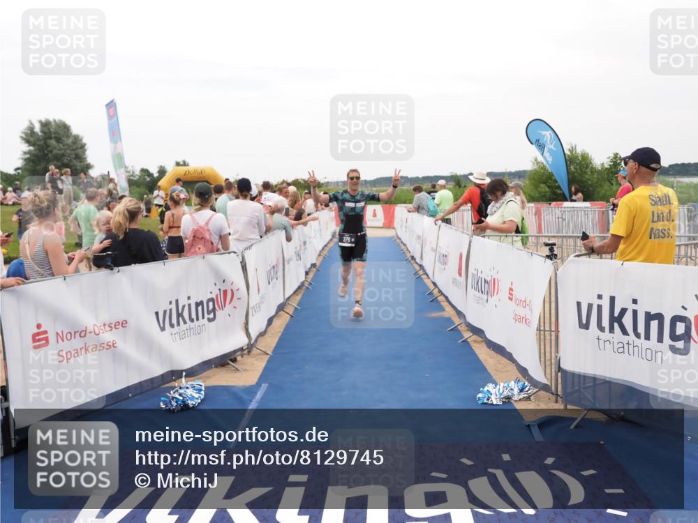 22.06.2025 - Viking Triathlon MichiJ http://msf.ph/oto/8129745 22.06.2025 15:29:20 Ziel 376 meine-sportfotos.de