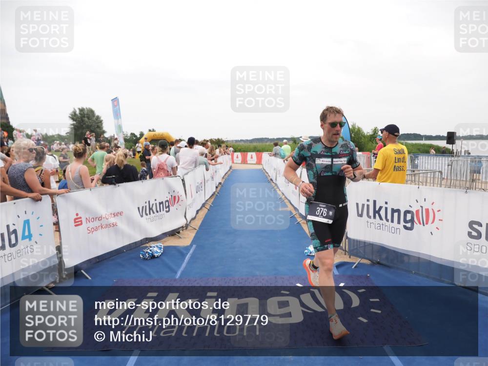 22.06.2025 - Viking Triathlon MichiJ http://msf.ph/oto/8129779 22.06.2025 15:29:22 Ziel 376 meine-sportfotos.de