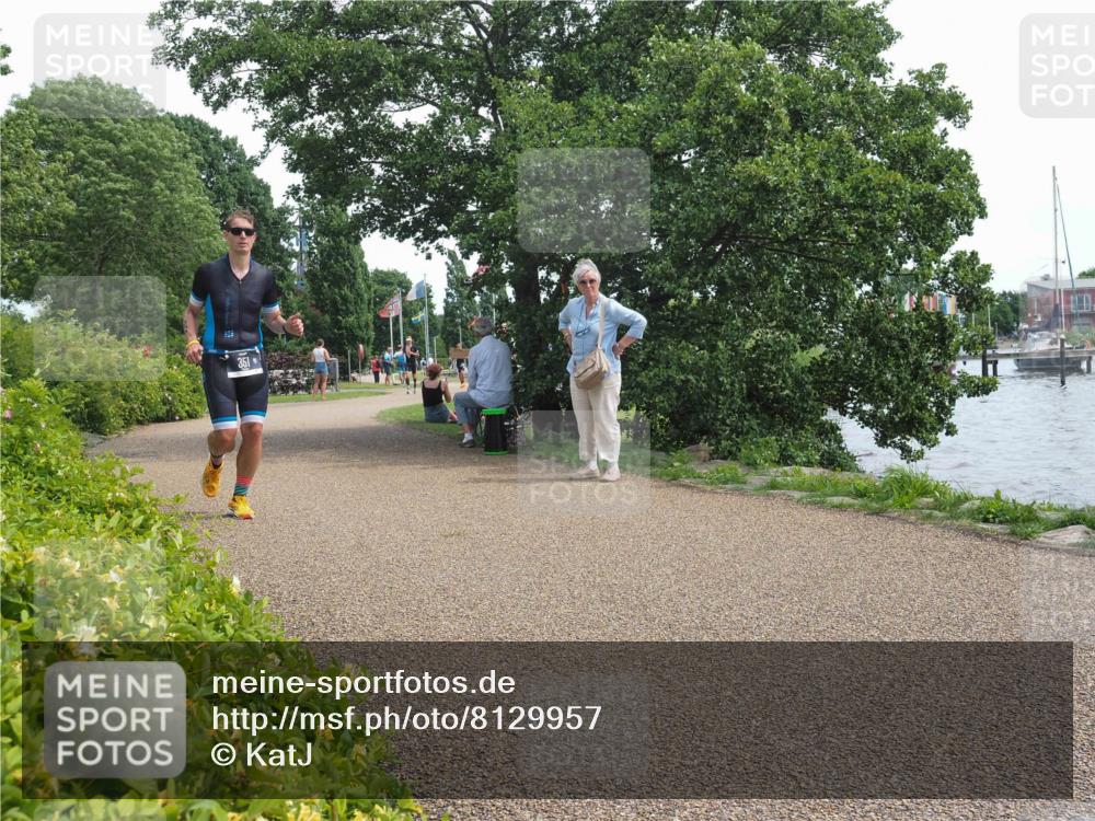 22.06.2025 - Viking Triathlon KatJ http://msf.ph/oto/8129957 22.06.2025 13:59:27 Laufen 351 meine-sportfotos.de