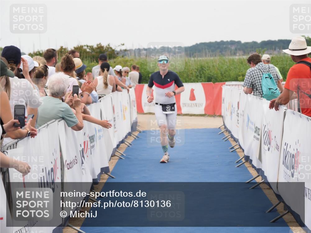 22.06.2025 - Viking Triathlon MichiJ http://msf.ph/oto/8130136 22.06.2025 15:30:10 Ziel 217, 433 meine-sportfotos.de