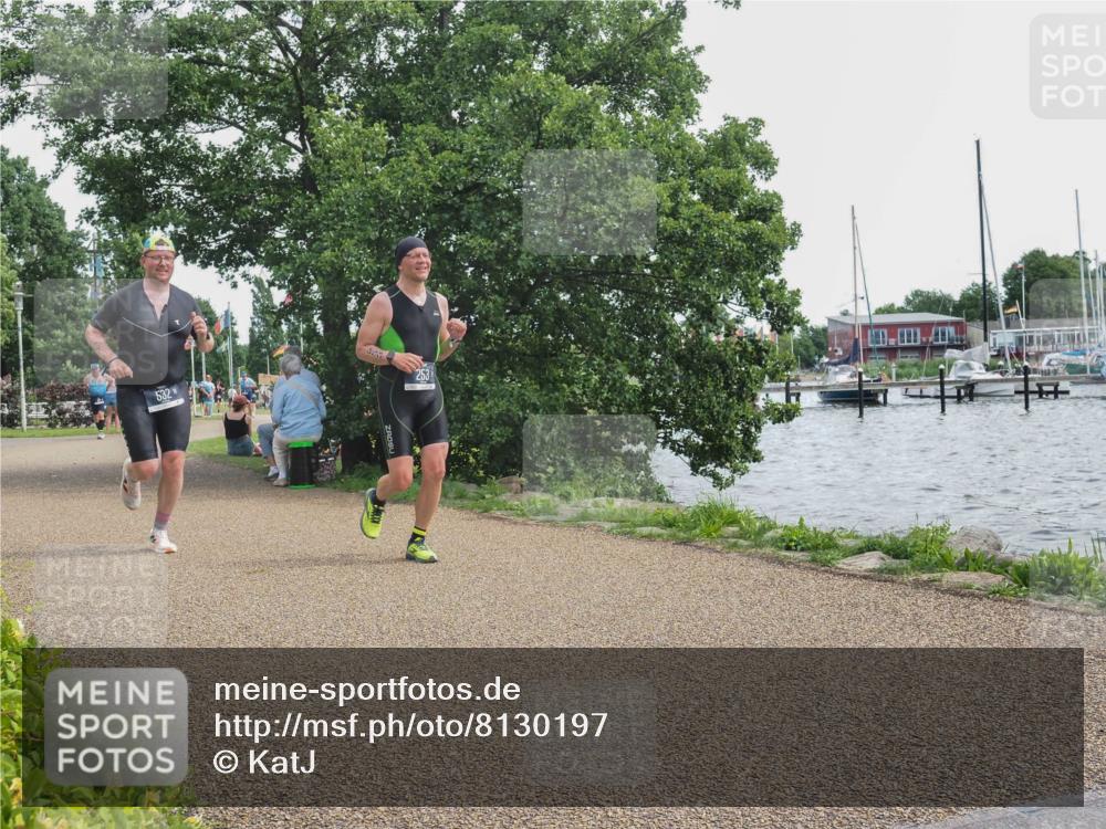 22.06.2025 - Viking Triathlon KatJ http://msf.ph/oto/8130197 22.06.2025 14:00:55 Laufen 99, 253, 281, 532 meine-sportfotos.de