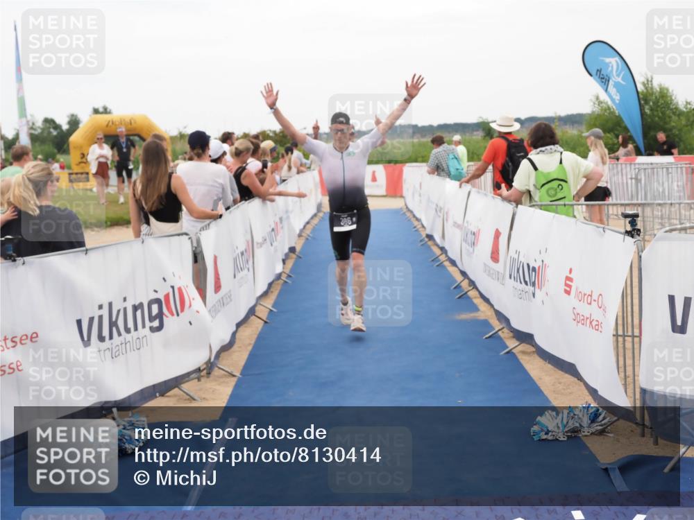 22.06.2025 - Viking Triathlon MichiJ http://msf.ph/oto/8130414 22.06.2025 15:30:45 Ziel 50, 386 meine-sportfotos.de