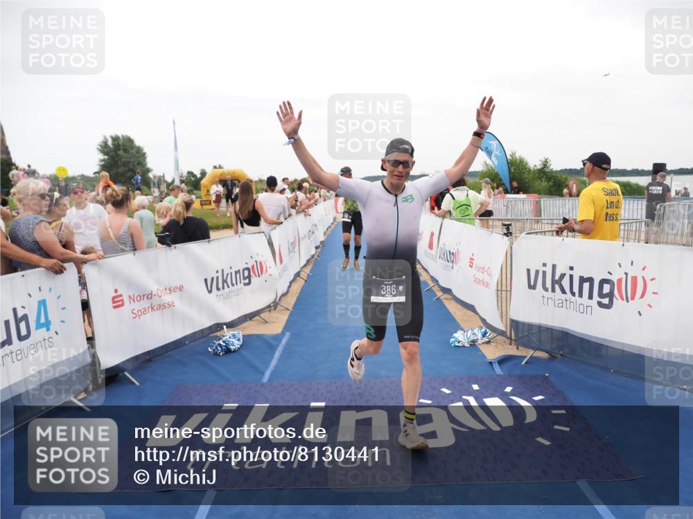 22.06.2025 - Viking Triathlon MichiJ http://msf.ph/oto/8130441 22.06.2025 15:30:46 Ziel 50, 386 meine-sportfotos.de