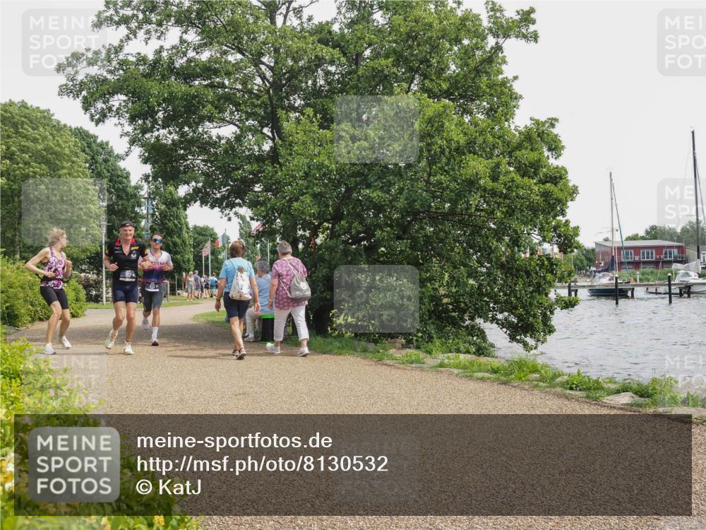 22.06.2025 - Viking Triathlon KatJ http://msf.ph/oto/8130532 22.06.2025 14:03:06 Laufen 102, 415 meine-sportfotos.de