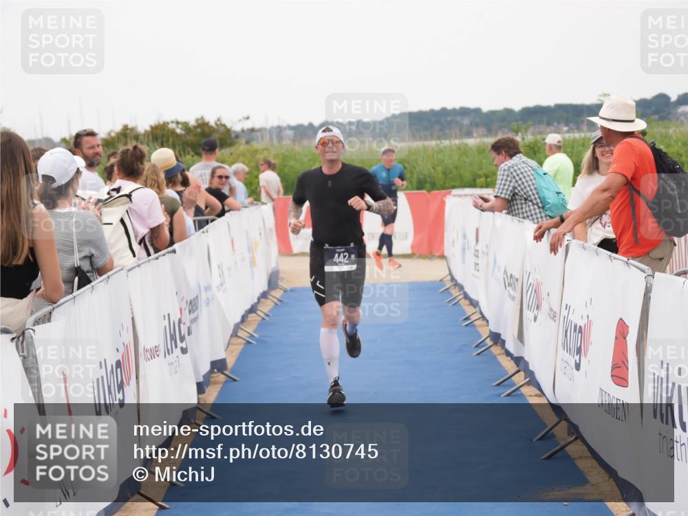 22.06.2025 - Viking Triathlon MichiJ http://msf.ph/oto/8130745 22.06.2025 15:32:30 Ziel 177, 297, 442 meine-sportfotos.de