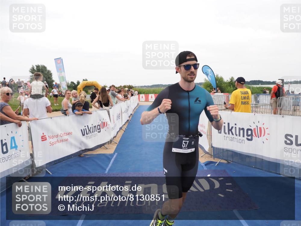 22.06.2025 - Viking Triathlon MichiJ http://msf.ph/oto/8130851 22.06.2025 15:33:51 Ziel 57 meine-sportfotos.de