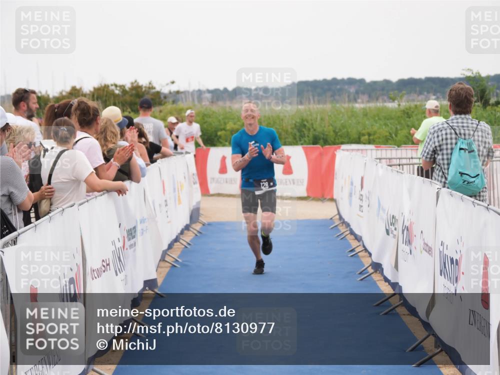 22.06.2025 - Viking Triathlon MichiJ http://msf.ph/oto/8130977 22.06.2025 15:34:51 Ziel 128 meine-sportfotos.de