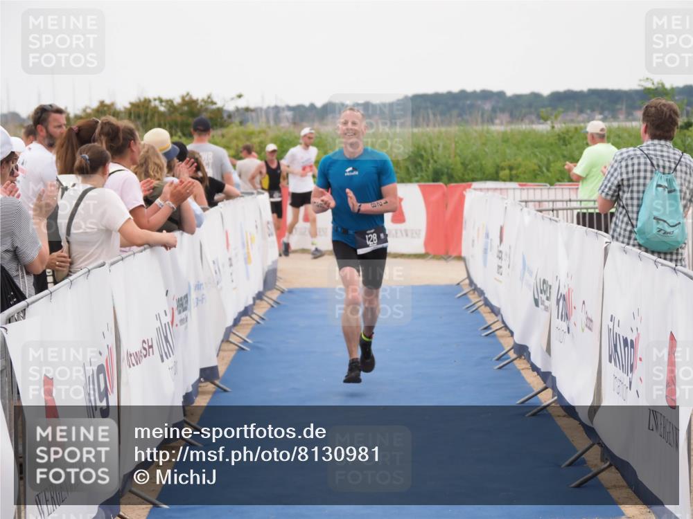 22.06.2025 - Viking Triathlon MichiJ http://msf.ph/oto/8130981 22.06.2025 15:34:52 Ziel 128 meine-sportfotos.de