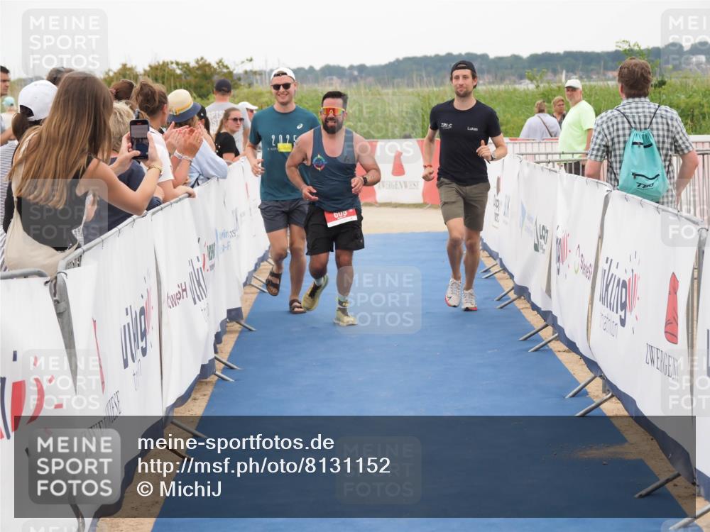 22.06.2025 - Viking Triathlon MichiJ http://msf.ph/oto/8131152 22.06.2025 15:35:30 Ziel 609 meine-sportfotos.de