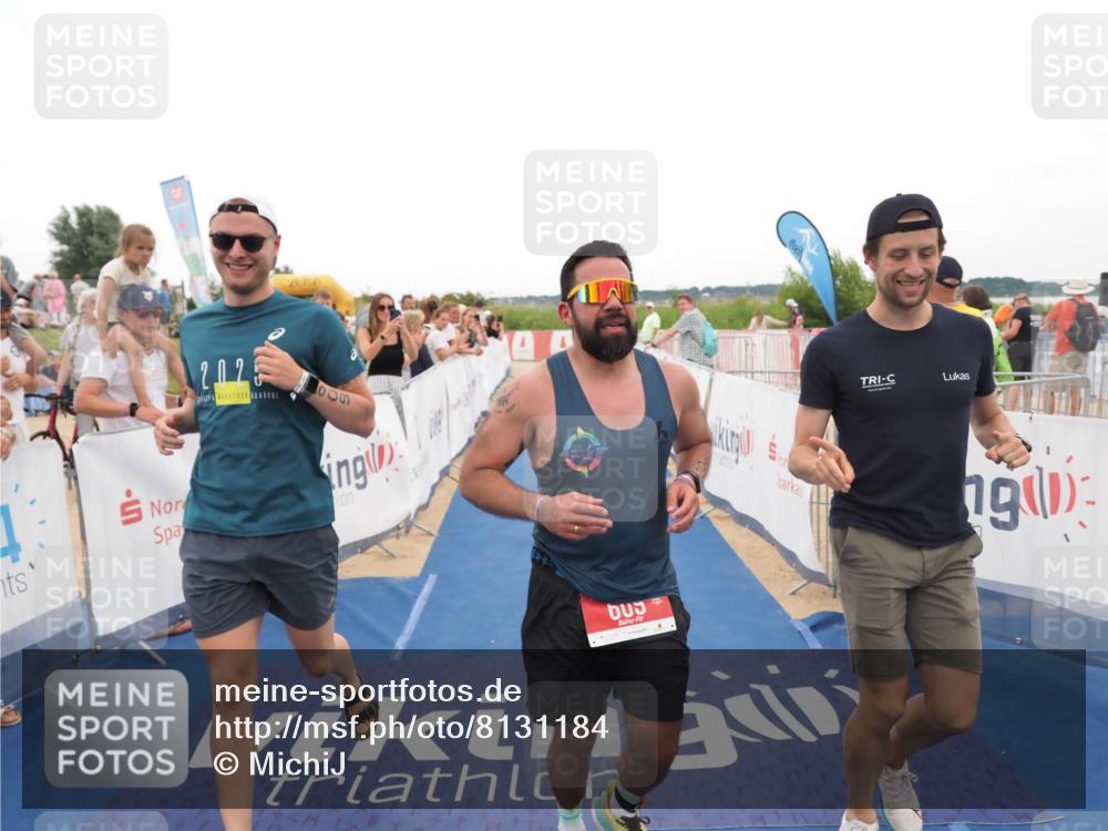 22.06.2025 - Viking Triathlon MichiJ http://msf.ph/oto/8131184 22.06.2025 15:35:34 Ziel 609 meine-sportfotos.de