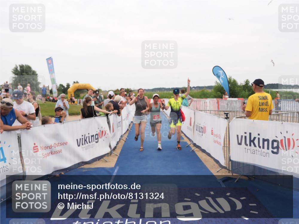 22.06.2025 - Viking Triathlon MichiJ http://msf.ph/oto/8131324 22.06.2025 15:37:06 Ziel 450, 480, 659 meine-sportfotos.de