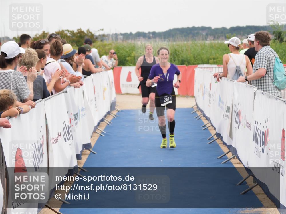 22.06.2025 - Viking Triathlon MichiJ http://msf.ph/oto/8131529 22.06.2025 15:39:24 Ziel 243, 475 meine-sportfotos.de