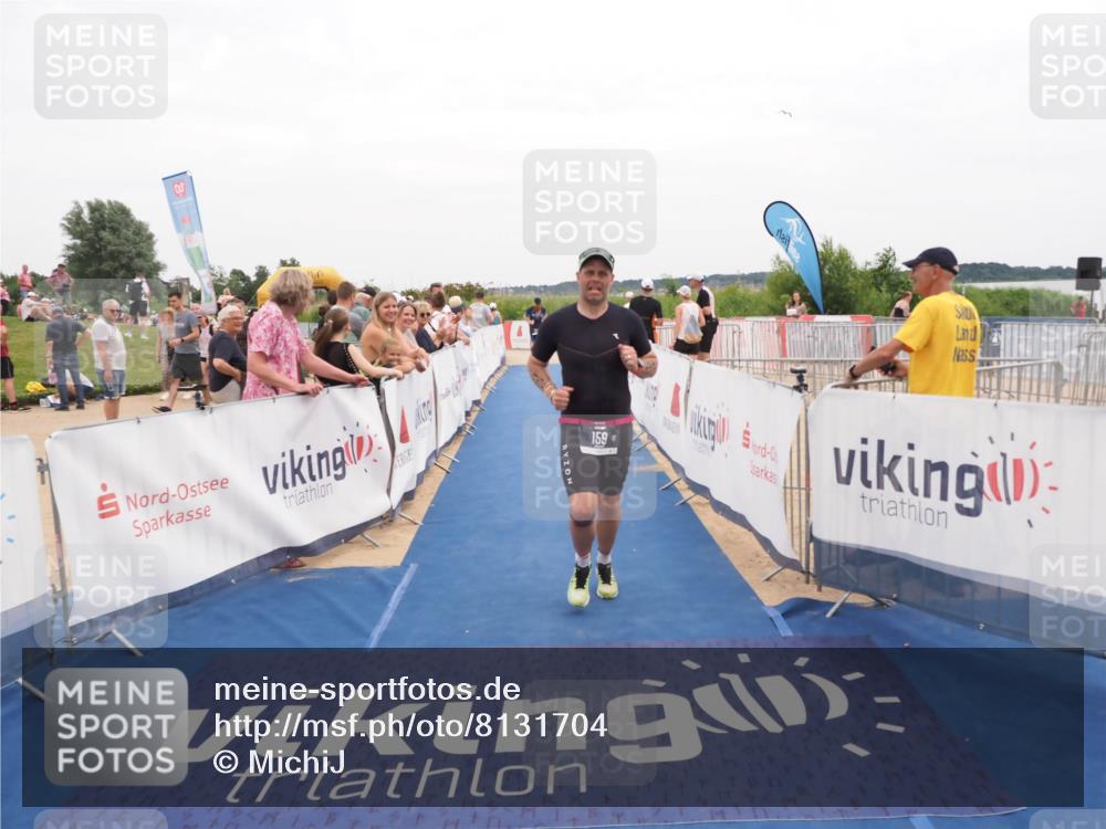 22.06.2025 - Viking Triathlon MichiJ http://msf.ph/oto/8131704 22.06.2025 15:40:44 Ziel 159, 437 meine-sportfotos.de