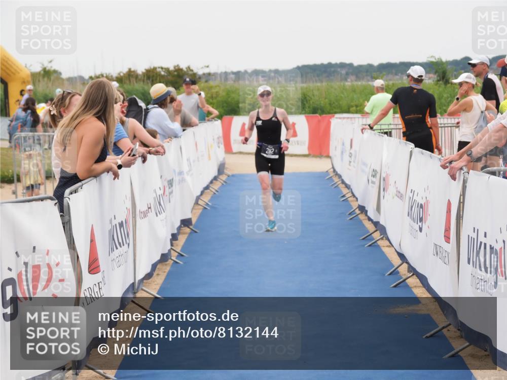 22.06.2025 - Viking Triathlon MichiJ http://msf.ph/oto/8132144 22.06.2025 15:43:34 Ziel 282 meine-sportfotos.de