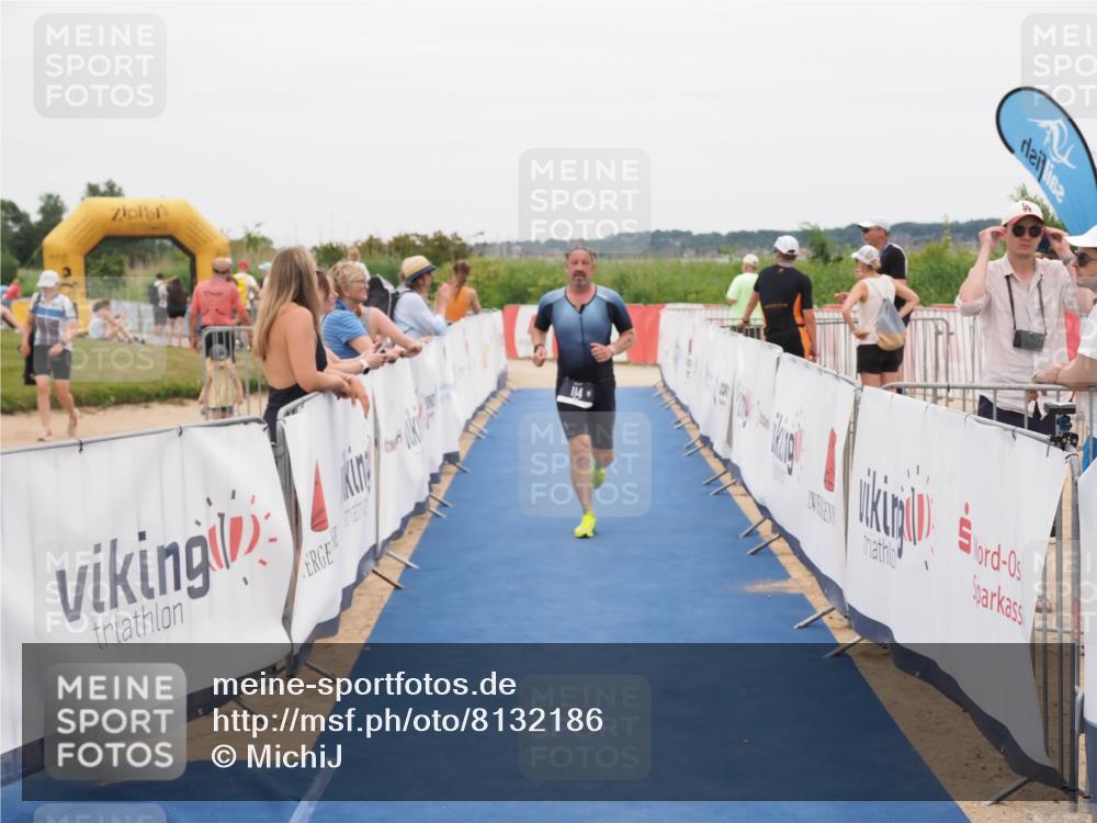 22.06.2025 - Viking Triathlon MichiJ http://msf.ph/oto/8132186 22.06.2025 15:43:49 Ziel 114 meine-sportfotos.de