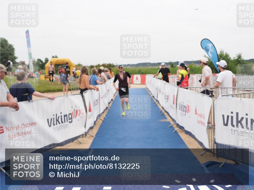 22.06.2025 - Viking Triathlon MichiJ http://msf.ph/oto/8132225 22.06.2025 15:44:24 Ziel 238 meine-sportfotos.de