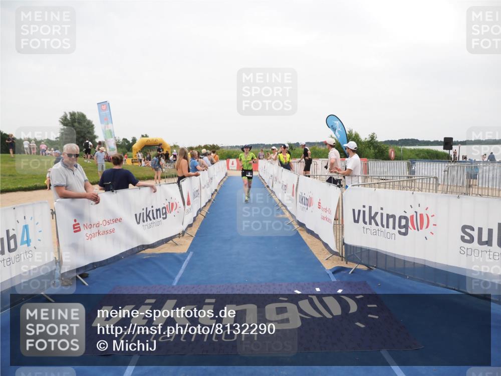 22.06.2025 - Viking Triathlon MichiJ http://msf.ph/oto/8132290 22.06.2025 15:44:42 Ziel 66, 84 meine-sportfotos.de
