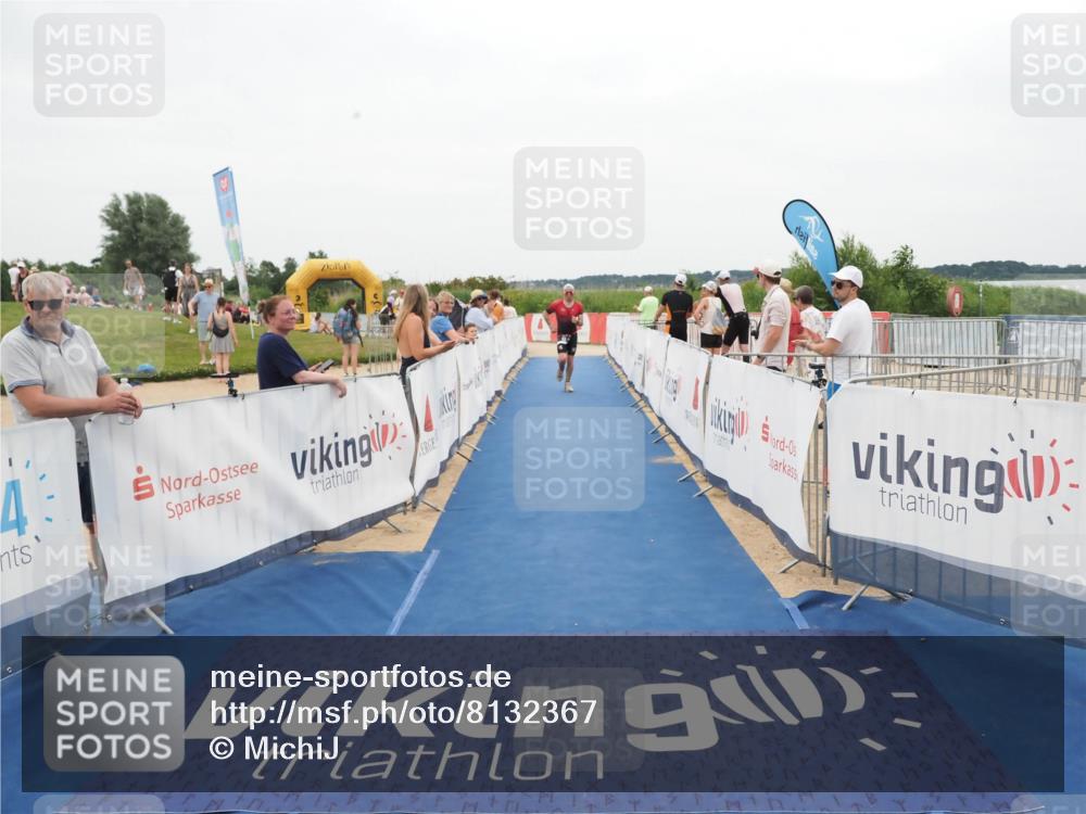 22.06.2025 - Viking Triathlon MichiJ http://msf.ph/oto/8132367 22.06.2025 15:45:07 Ziel 465, 511 meine-sportfotos.de