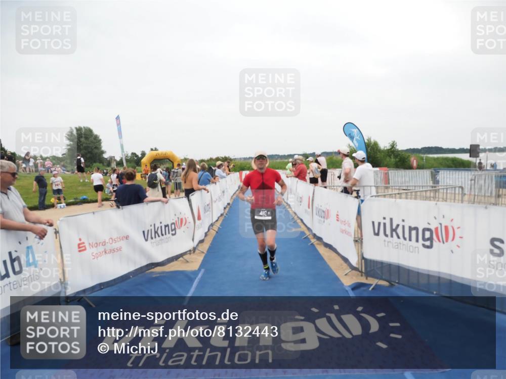 22.06.2025 - Viking Triathlon MichiJ http://msf.ph/oto/8132443 22.06.2025 15:45:44 Ziel 115, 482 meine-sportfotos.de