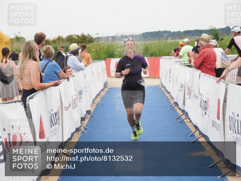 22.06.2025 - Viking Triathlon MichiJ http://msf.ph/oto/8132532 22.06.2025 15:46:04 Ziel 412 meine-sportfotos.de
