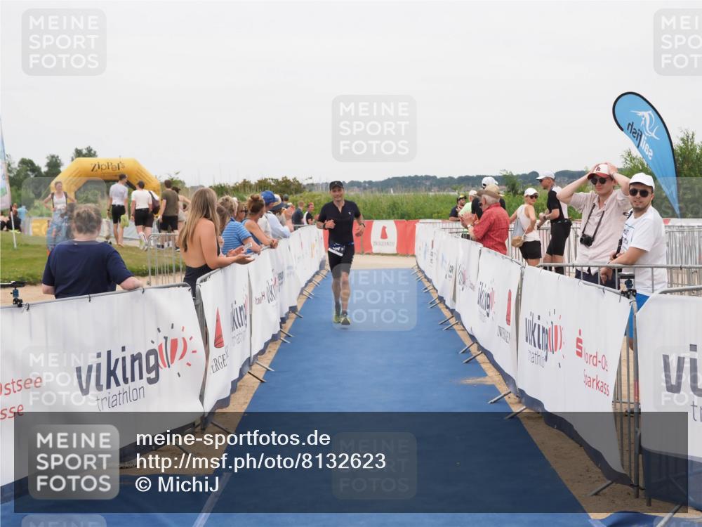 22.06.2025 - Viking Triathlon MichiJ http://msf.ph/oto/8132623 22.06.2025 15:47:19 Ziel 204 meine-sportfotos.de