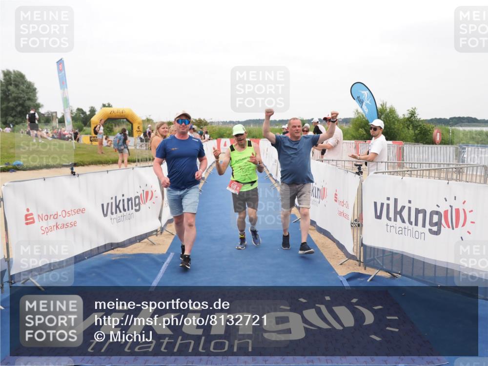 22.06.2025 - Viking Triathlon MichiJ http://msf.ph/oto/8132721 22.06.2025 15:48:02 Ziel 618 meine-sportfotos.de