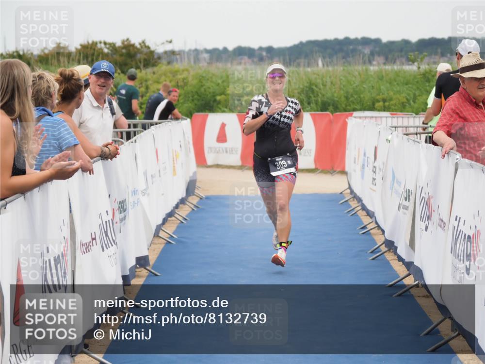 22.06.2025 - Viking Triathlon MichiJ http://msf.ph/oto/8132739 22.06.2025 15:48:08 Ziel 309 meine-sportfotos.de