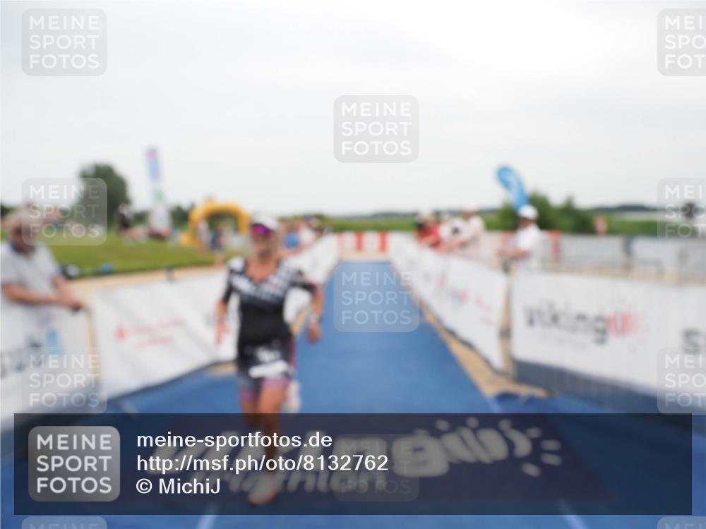 22.06.2025 - Viking Triathlon MichiJ http://msf.ph/oto/8132762 22.06.2025 15:48:10 Ziel 309 meine-sportfotos.de