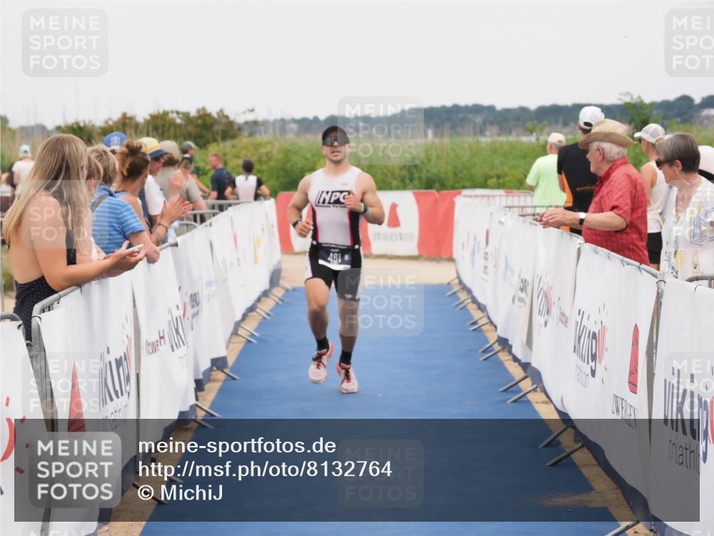 22.06.2025 - Viking Triathlon MichiJ http://msf.ph/oto/8132764 22.06.2025 15:48:19 Ziel 481 meine-sportfotos.de