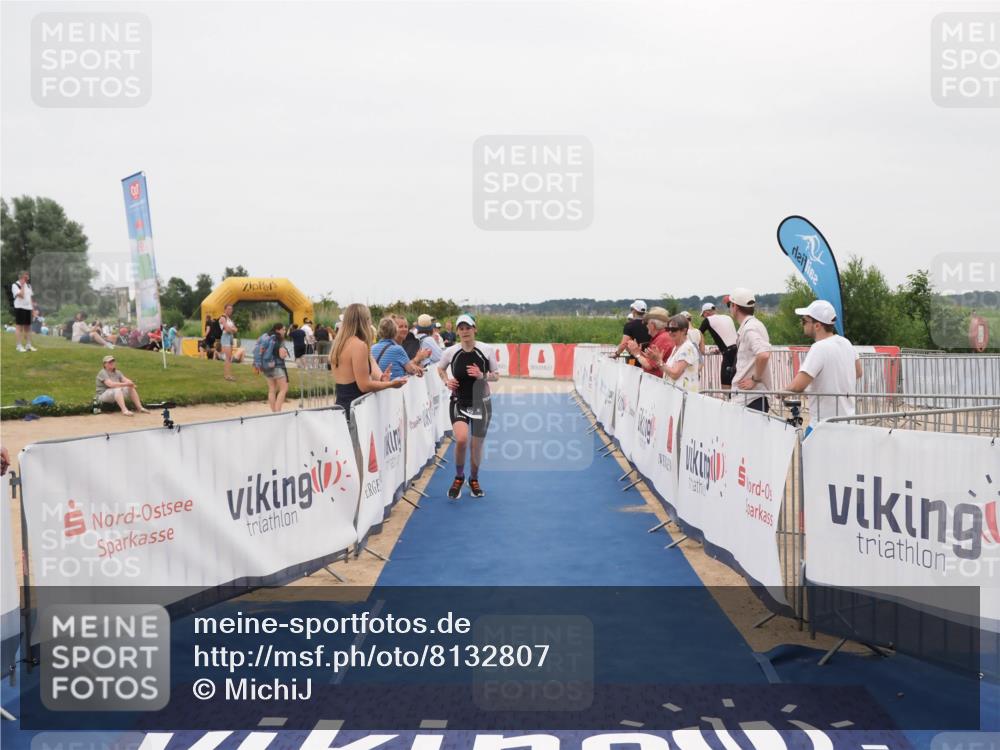 22.06.2025 - Viking Triathlon MichiJ http://msf.ph/oto/8132807 22.06.2025 15:49:26 Ziel 86 meine-sportfotos.de