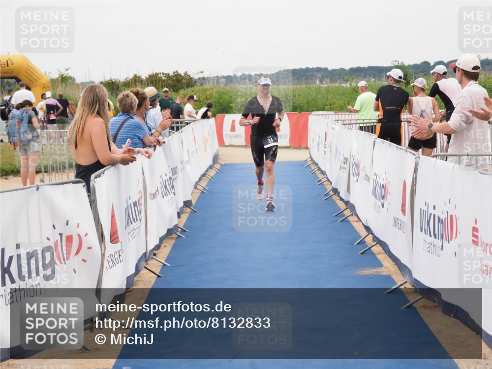 22.06.2025 - Viking Triathlon MichiJ http://msf.ph/oto/8132833 22.06.2025 15:49:51 Ziel 34 meine-sportfotos.de