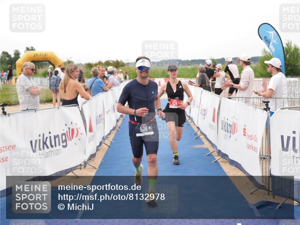 22.06.2025 - Viking Triathlon MichiJ http://msf.ph/oto/8132978 22.06.2025 15:52:02 Ziel 538, 624 meine-sportfotos.de