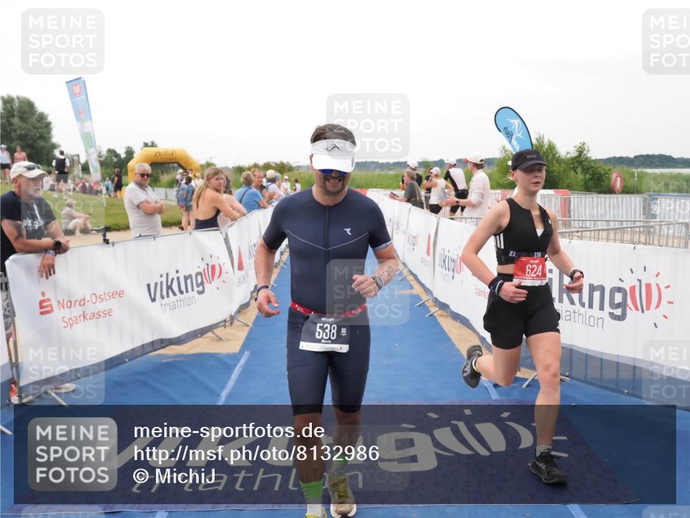 22.06.2025 - Viking Triathlon MichiJ http://msf.ph/oto/8132986 22.06.2025 15:52:03 Ziel 538, 624 meine-sportfotos.de