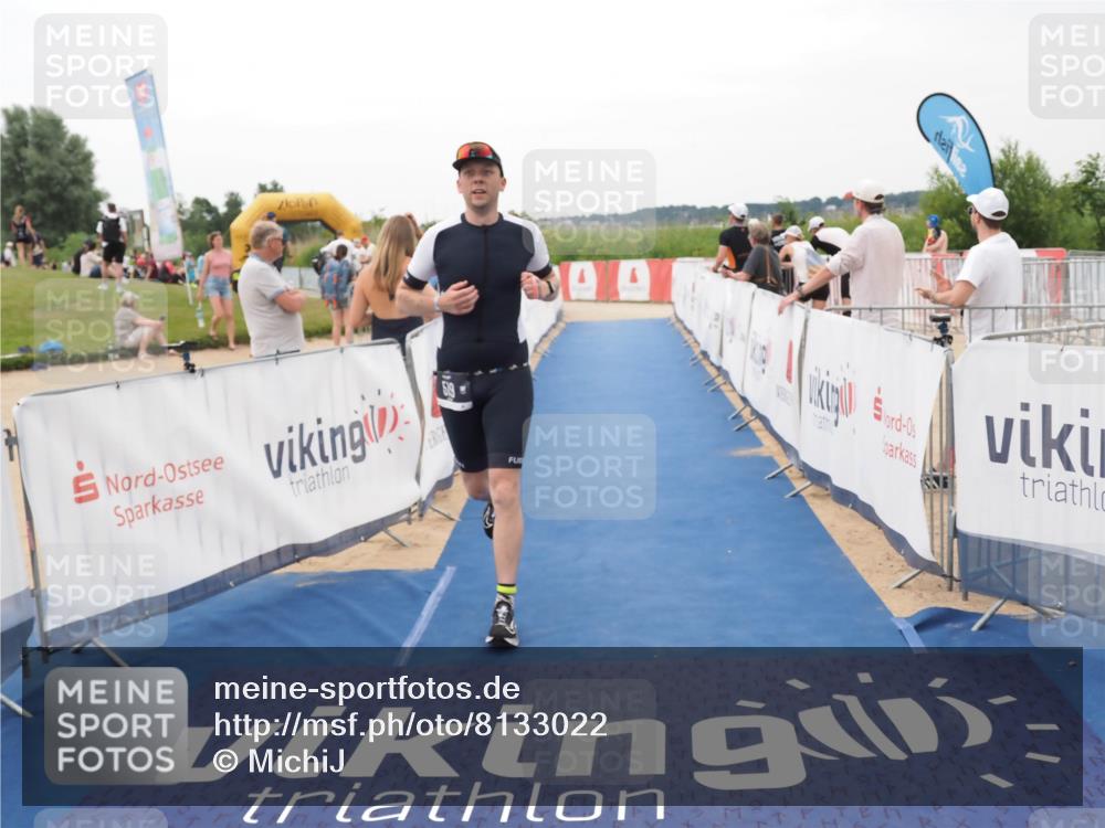 22.06.2025 - Viking Triathlon MichiJ http://msf.ph/oto/8133022 22.06.2025 15:52:29 Ziel 519 meine-sportfotos.de