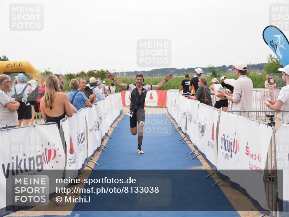 22.06.2025 - Viking Triathlon MichiJ http://msf.ph/oto/8133038 22.06.2025 15:52:49 Ziel 463 meine-sportfotos.de