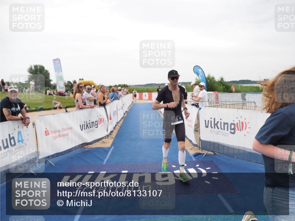 22.06.2025 - Viking Triathlon MichiJ http://msf.ph/oto/8133107 22.06.2025 15:53:41 Ziel 75, 637 meine-sportfotos.de