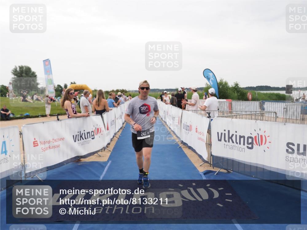22.06.2025 - Viking Triathlon MichiJ http://msf.ph/oto/8133211 22.06.2025 15:54:19 Ziel 43, 241 meine-sportfotos.de