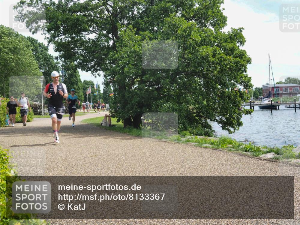22.06.2025 - Viking Triathlon KatJ http://msf.ph/oto/8133367 22.06.2025 13:17:28 Laufen 228, 385 meine-sportfotos.de