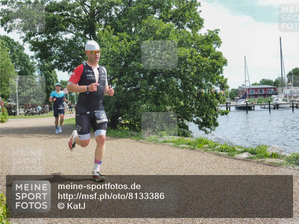 22.06.2025 - Viking Triathlon KatJ http://msf.ph/oto/8133386 22.06.2025 13:17:29 Laufen 228, 385 meine-sportfotos.de