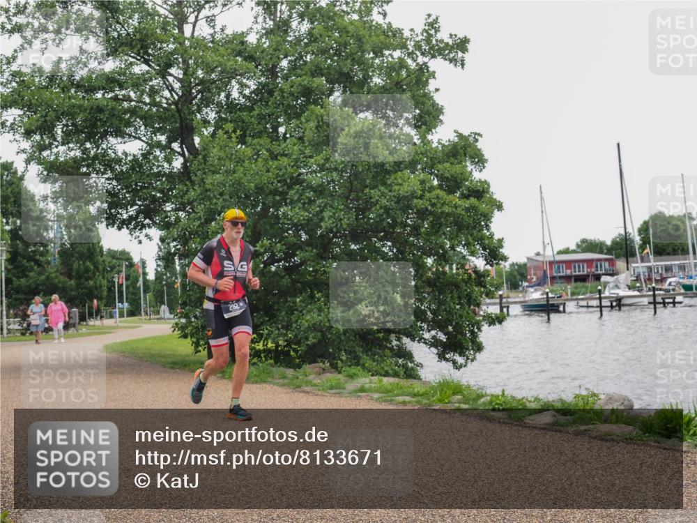 22.06.2025 - Viking Triathlon KatJ http://msf.ph/oto/8133671 22.06.2025 15:49:54 Laufen 292 meine-sportfotos.de