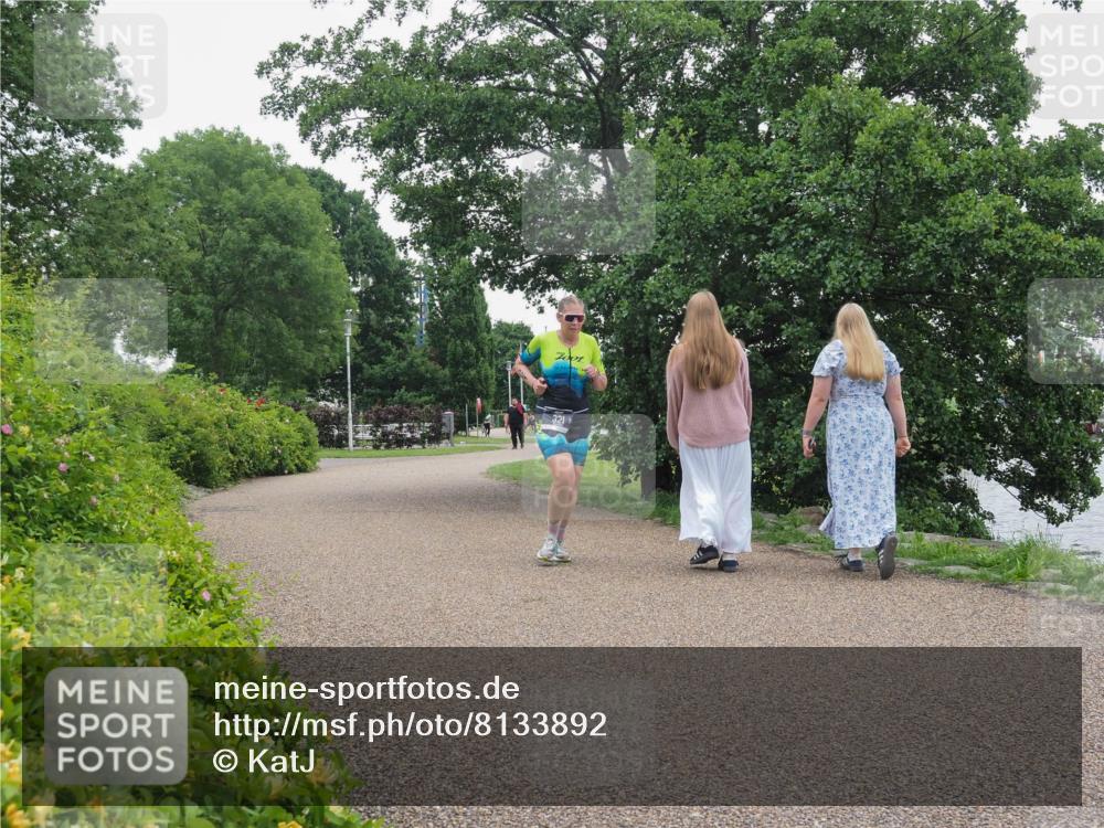 22.06.2025 - Viking Triathlon KatJ http://msf.ph/oto/8133892 22.06.2025 15:51:58 Laufen 321 meine-sportfotos.de