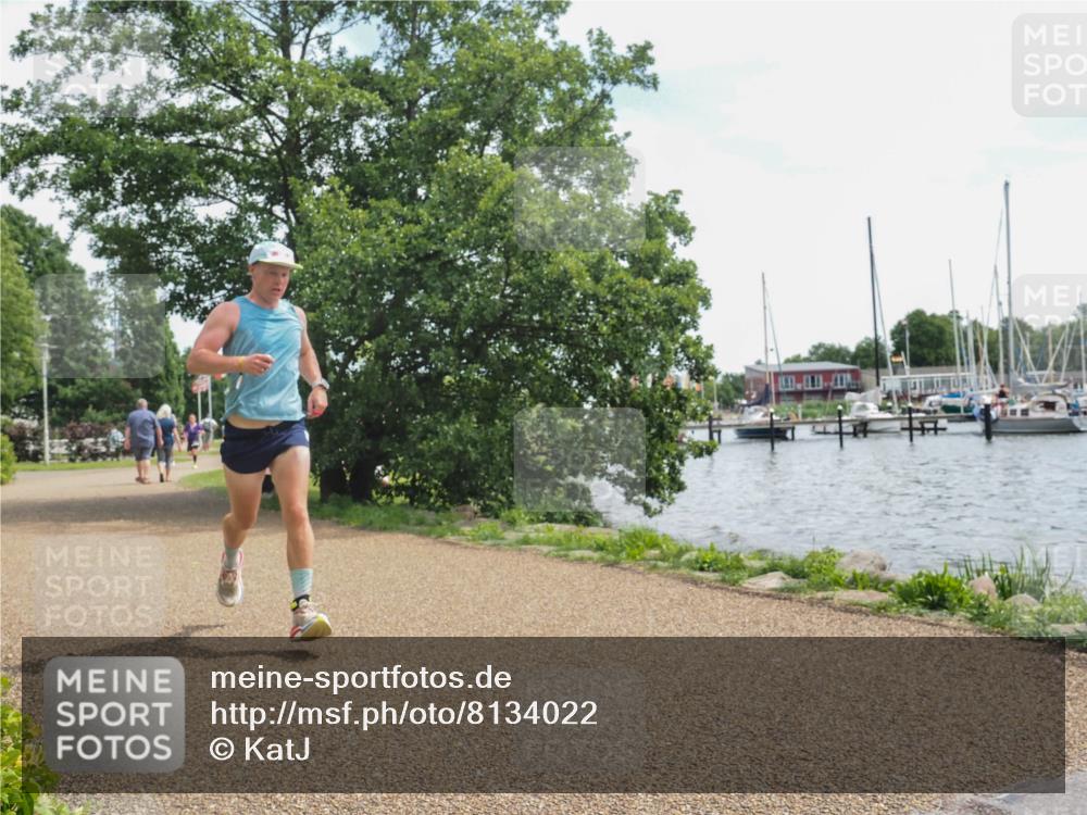 22.06.2025 - Viking Triathlon KatJ http://msf.ph/oto/8134022 22.06.2025 13:18:57 Laufen 617 meine-sportfotos.de