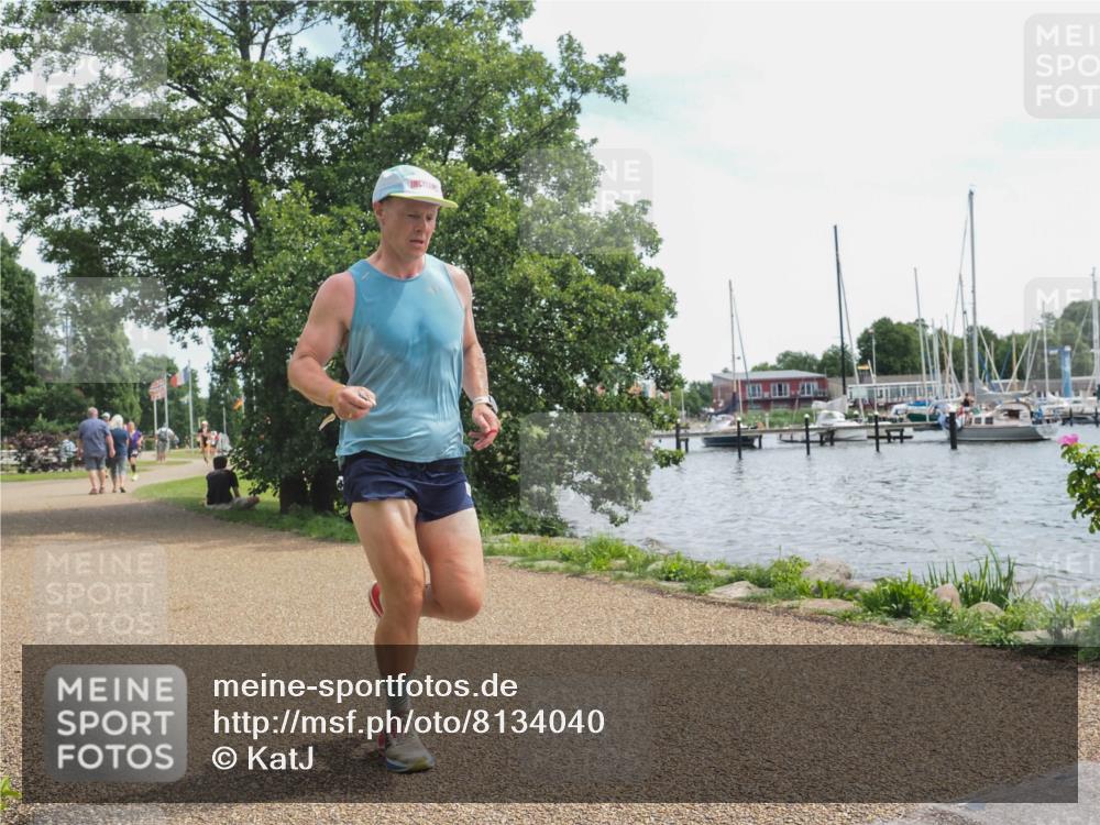 22.06.2025 - Viking Triathlon KatJ http://msf.ph/oto/8134040 22.06.2025 13:18:58 Laufen 617 meine-sportfotos.de