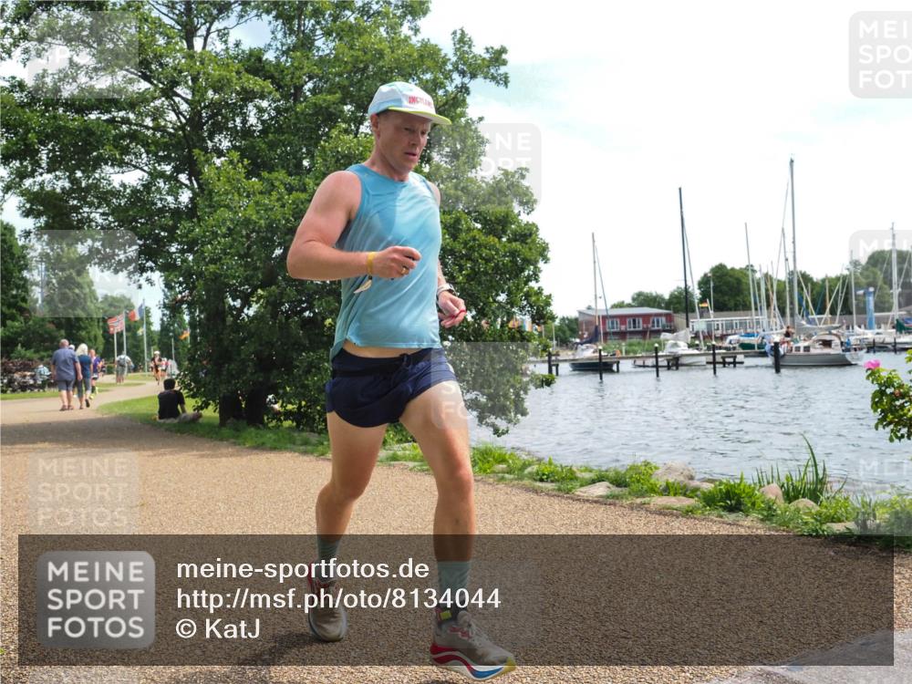 22.06.2025 - Viking Triathlon KatJ http://msf.ph/oto/8134044 22.06.2025 13:18:58 Laufen 617 meine-sportfotos.de