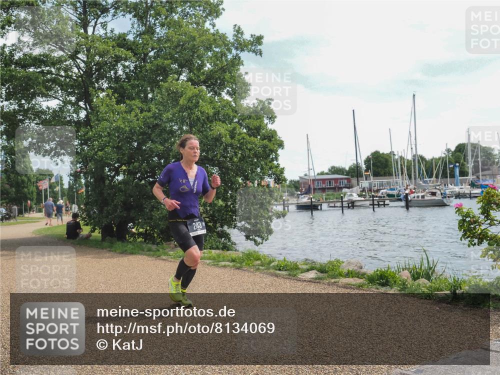 22.06.2025 - Viking Triathlon KatJ http://msf.ph/oto/8134069 22.06.2025 13:19:07 Laufen 70, 243 meine-sportfotos.de