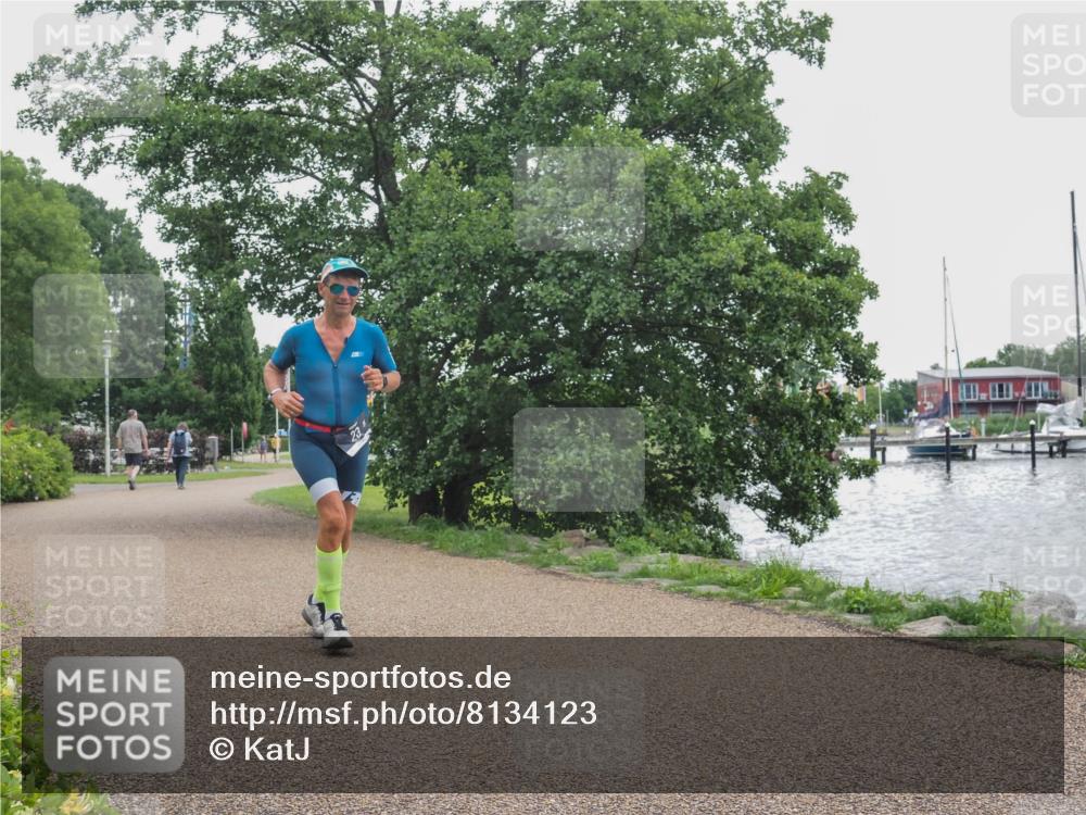 22.06.2025 - Viking Triathlon KatJ http://msf.ph/oto/8134123 22.06.2025 15:56:55 Laufen 23 meine-sportfotos.de