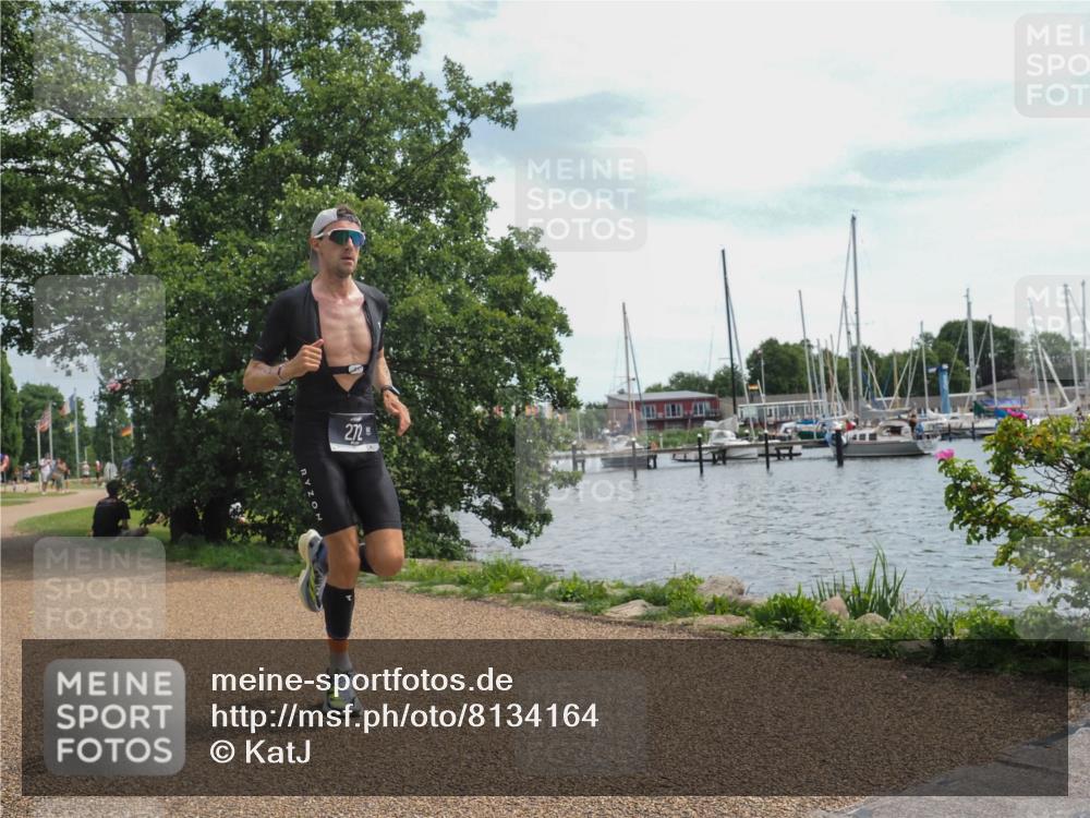 22.06.2025 - Viking Triathlon KatJ http://msf.ph/oto/8134164 22.06.2025 13:19:19 Laufen 272 meine-sportfotos.de