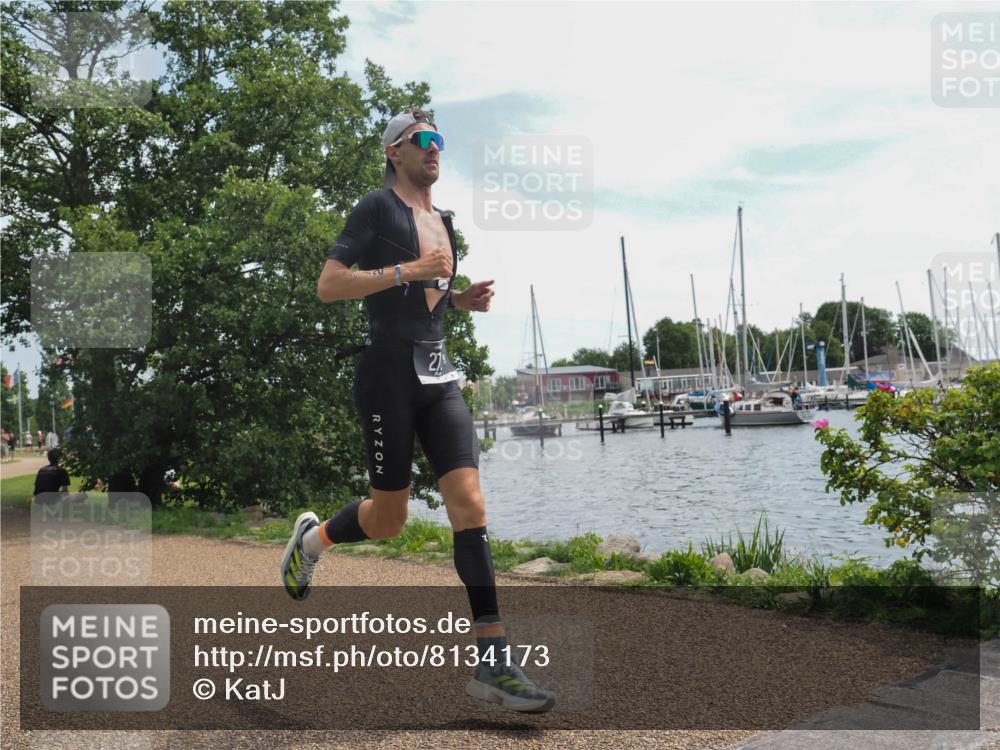 22.06.2025 - Viking Triathlon KatJ http://msf.ph/oto/8134173 22.06.2025 13:19:19 Laufen 272 meine-sportfotos.de